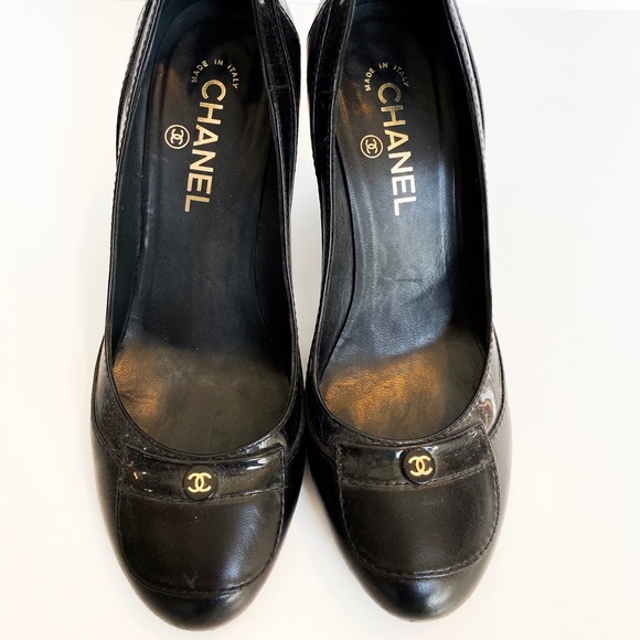 Authentic CHANEL Black Heels - Picture 5 of 6